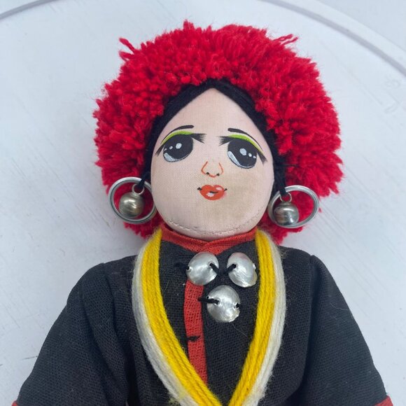 Vtg Handcrafted Ethnic Doll Traditional Outfit Hand Painted Face 10" - Picture 2 of 4